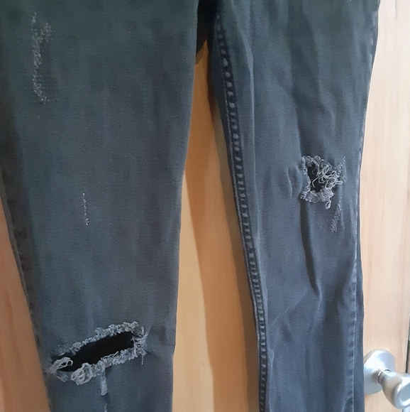 Free People Distressed Jeans - Picture 5 of 7